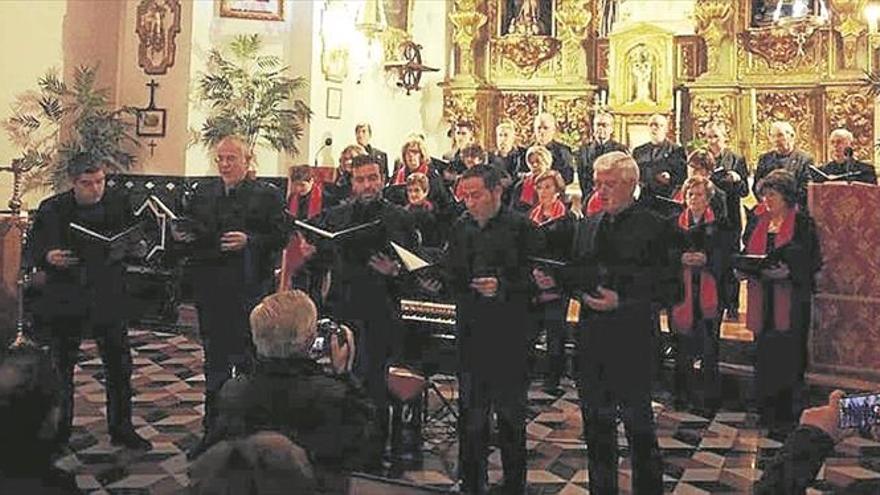 Concierto de pasión del centro filarmonio y la schola cantorum