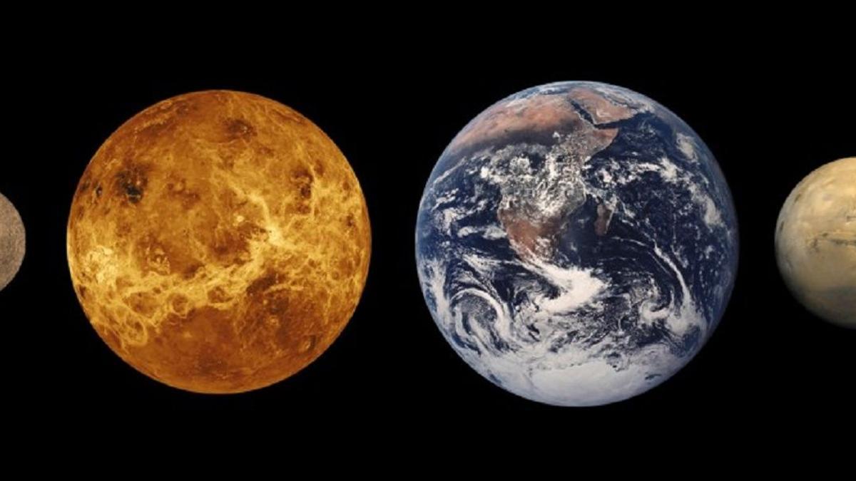 los cuatro planetas terrestres: Mercurio, Venus, Tierra y Marte.