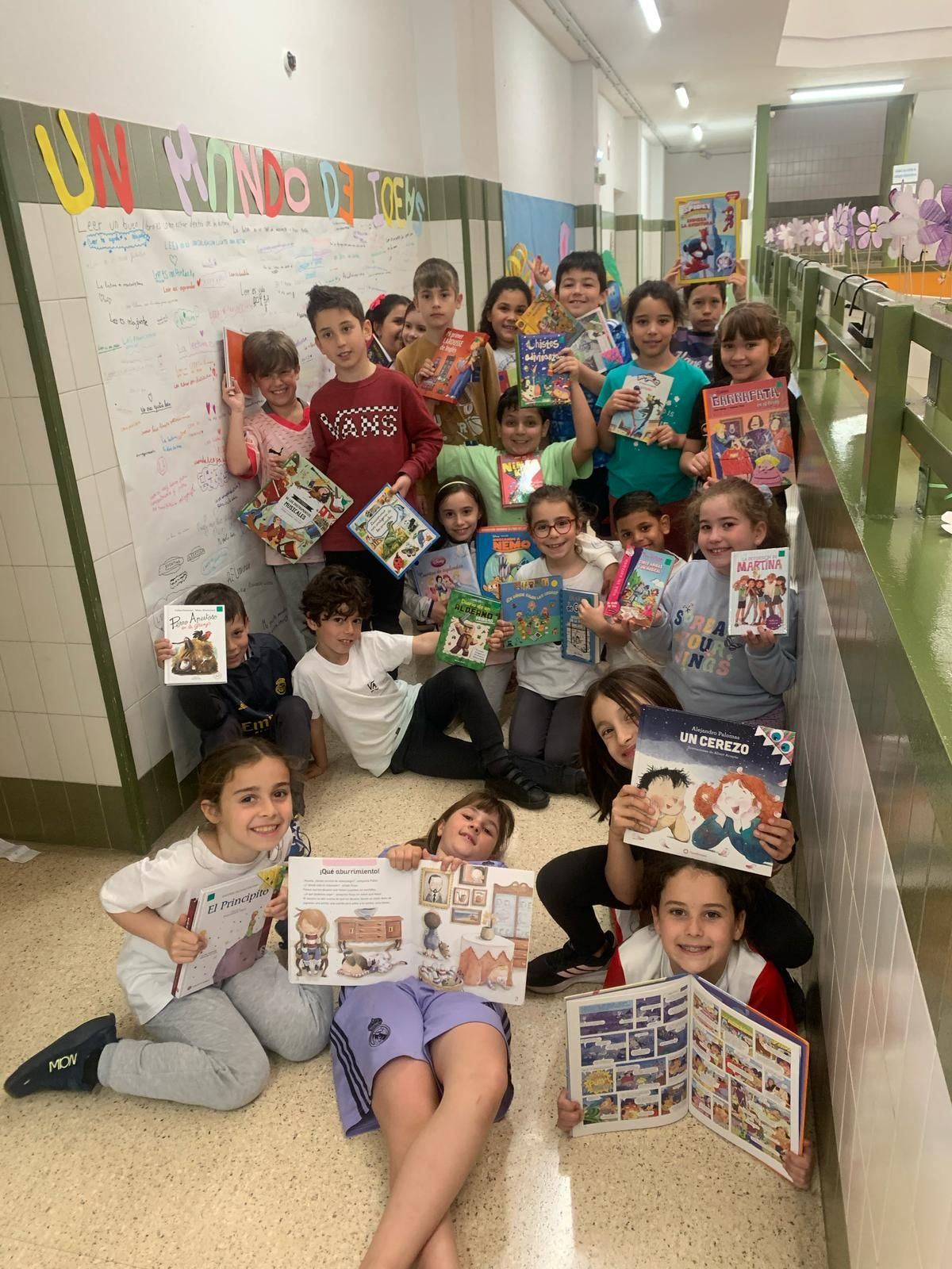 Así fue la celebración del Día del Libro en Gijón (en imágenes)