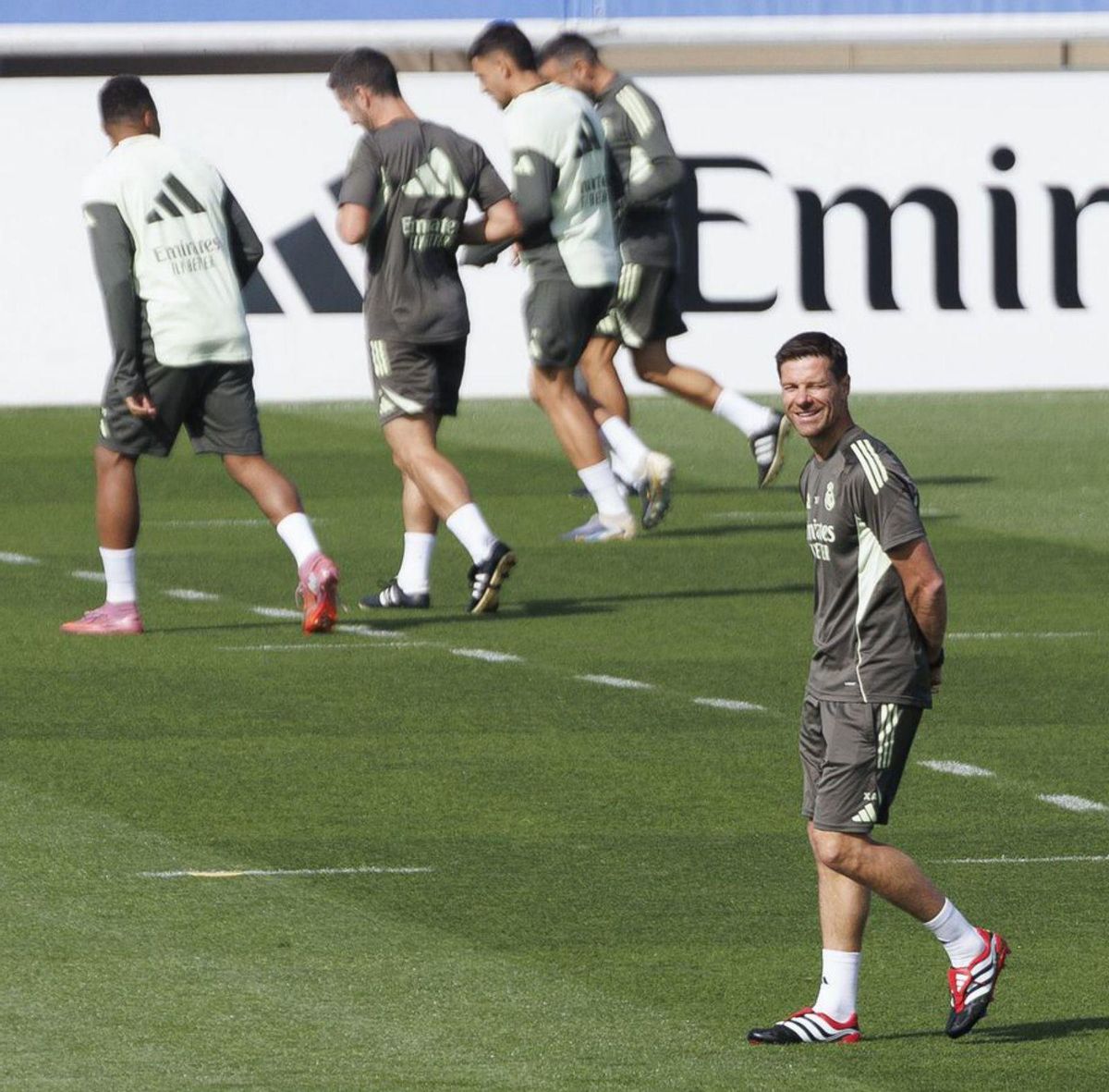 Xabi Alonso no encaixa les peces del mig del camp