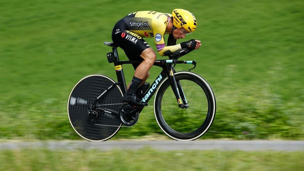 segea48232462 team jumbo rider slovenia s primoz roglic takes part in stag190519164247