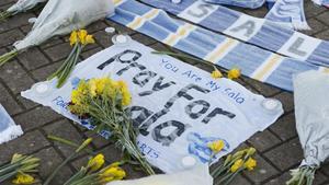 aguasch46668032 cardiff  wales   january 23  tributes to new cardiff city f 190123123135