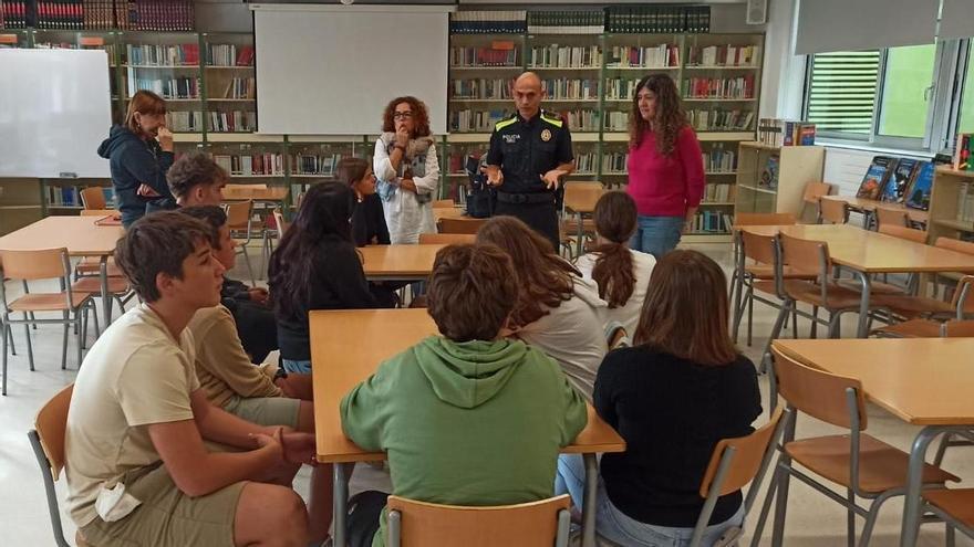 Justícia guardona un projecte de mediació de la Policia Local de Platja d’Aro als centres educatius