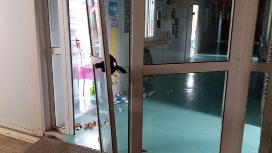 Pillan a tres niños en un asalto a un colegio de Vila-real