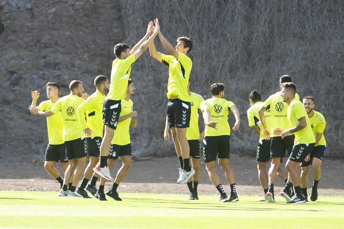 24.09.19. Las Palmas de Gran Canaria. Fútbol segunda división temporada 2019/20. Entrenamiento de la UD Las Palmas en la Ciudad Deportiva Barranco Seco. Foto Quique Curbelo  | 24/09/2019 | Fotógrafo: Quique Curbelo