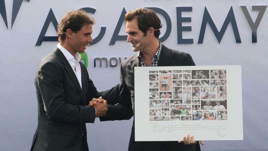 Nadal y Federer, ayer, en la academia de Manacor.