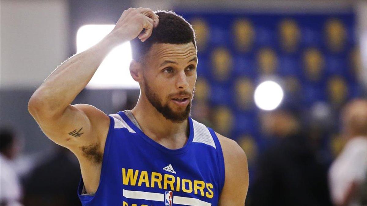 Los Warriors han tenido que retrasar el inicio del trabajo debido a dos casos de covid-19