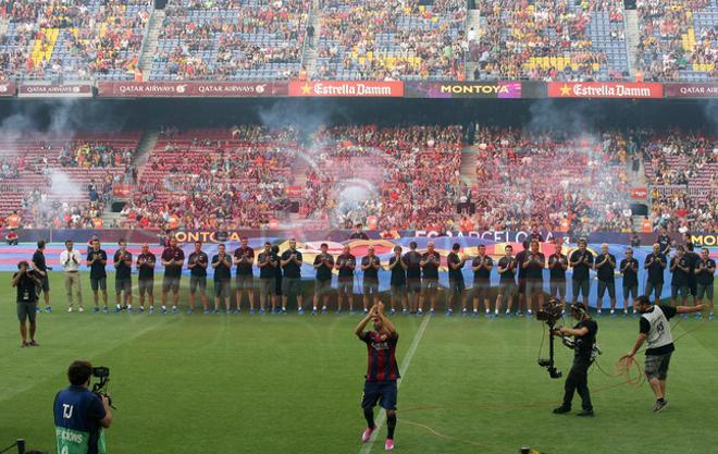 Aquí tienes las mejores fotografías de la presentación del primer equipo ante la afición culé en el Gamper