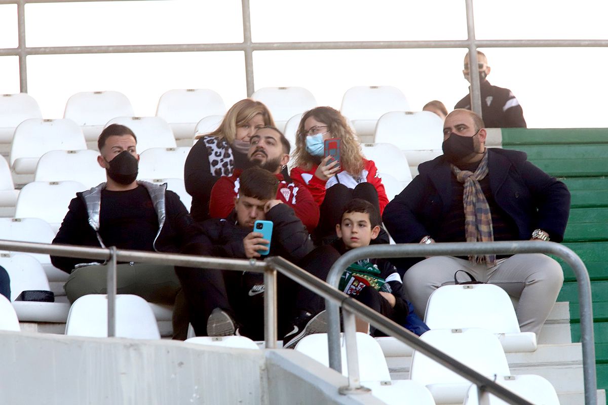 Córdoba CF - Xerez DFC: Las imágenes de la afición en el Arcángel