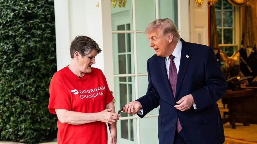 Trump dice que posiblemente se centre en Cuba una vez solvente la guerra contra Irán