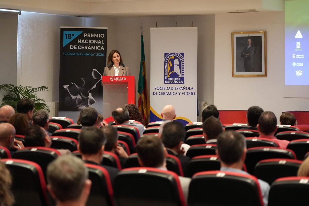 CASTELLON. CAMARA DE COMERCIO. PRESENTACION DE LOS 50 ALFA DE ORO Y DEL PREMIO NACIONAL CERAMICA CIUTAT DE CASTELLO DE ATC
