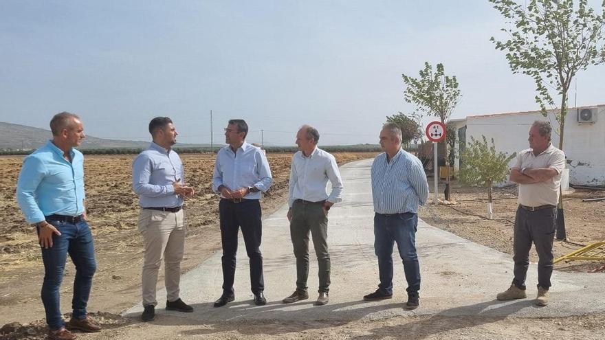 La Junta de Andalucía mejora sendos caminos rurales en Mollina y Fuente de Piedra