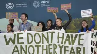 Bakú celebra el respaldo del G20 para movilizar "billones" en la lucha climática, pero se preocupa ante la ausencia de una mención al fin de los combustibles fósiles