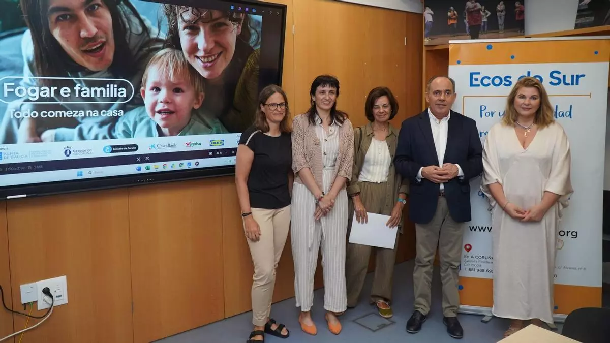 La ONG Ecos do Sur lanza el programa 'Fogar e Familia' para ofrecer hogares a familias vulnerables en A Coruña: "Una casa es mucho más que cuatro paredes y un techo"