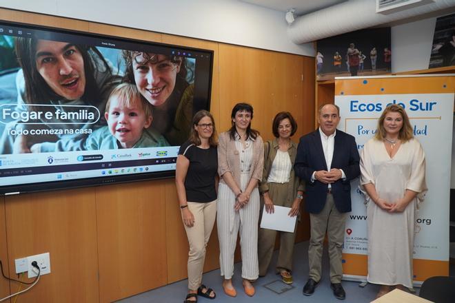 La ONG Ecos do Sur presenta el programa ‘Fogar e Familia’ para ofrecer una vivienda a familias vulnerables en A Coruña