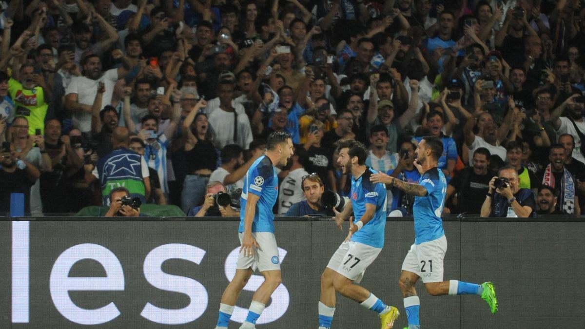 Resumen, goles y highlights del Napoli 4-1 Liverpool de la Jornada 1 de la Fase de Grupos de la Champions League