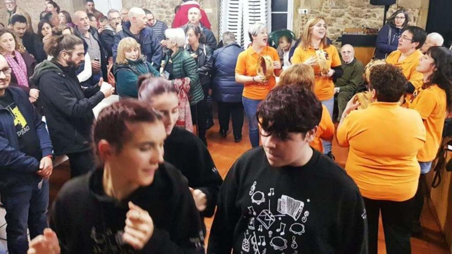 Exitosa edición del festival folk Noites de Raíz en Callobre