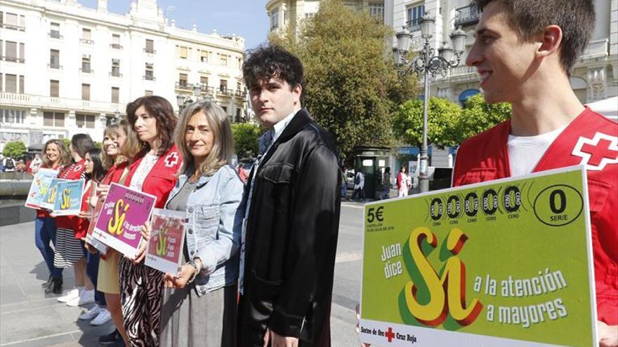 Palomo Spain &#039;viste&#039; de oro a la Cruz Roja