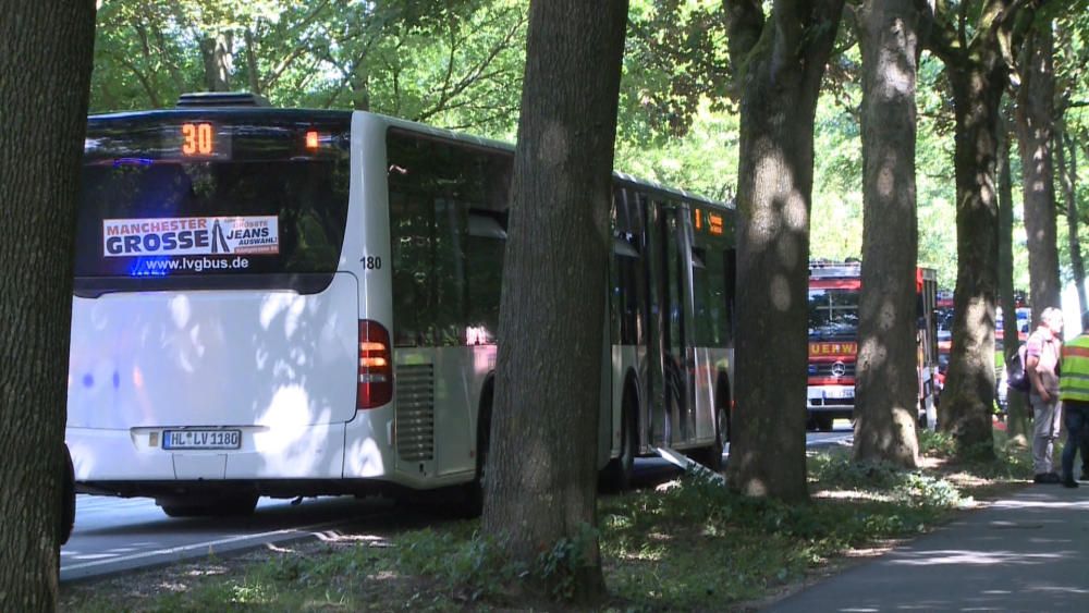 Al menos ocho personas han resultado heridas, tres de ellas de gravedad, en el ataque de un hombre armado con un cuchillo en un autobús en la ciudad de Lübeck.