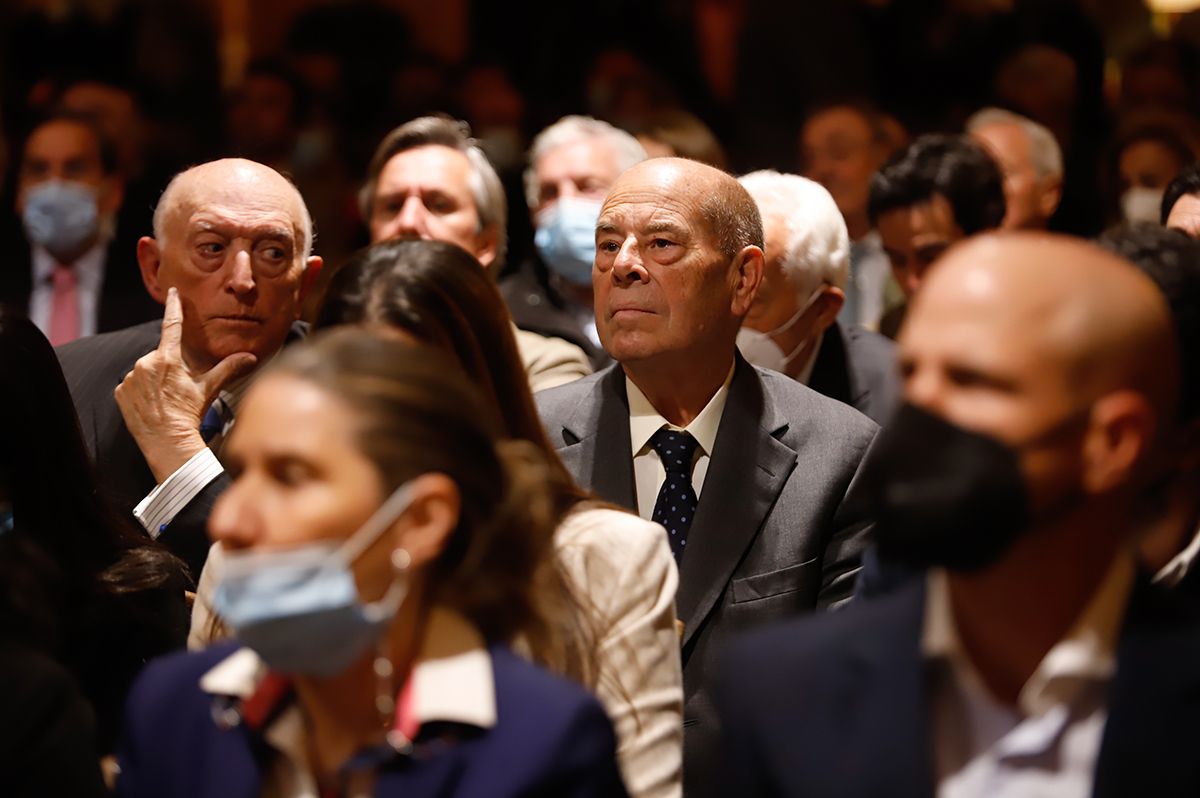 El Cordobés reaparece para presentar su fundación