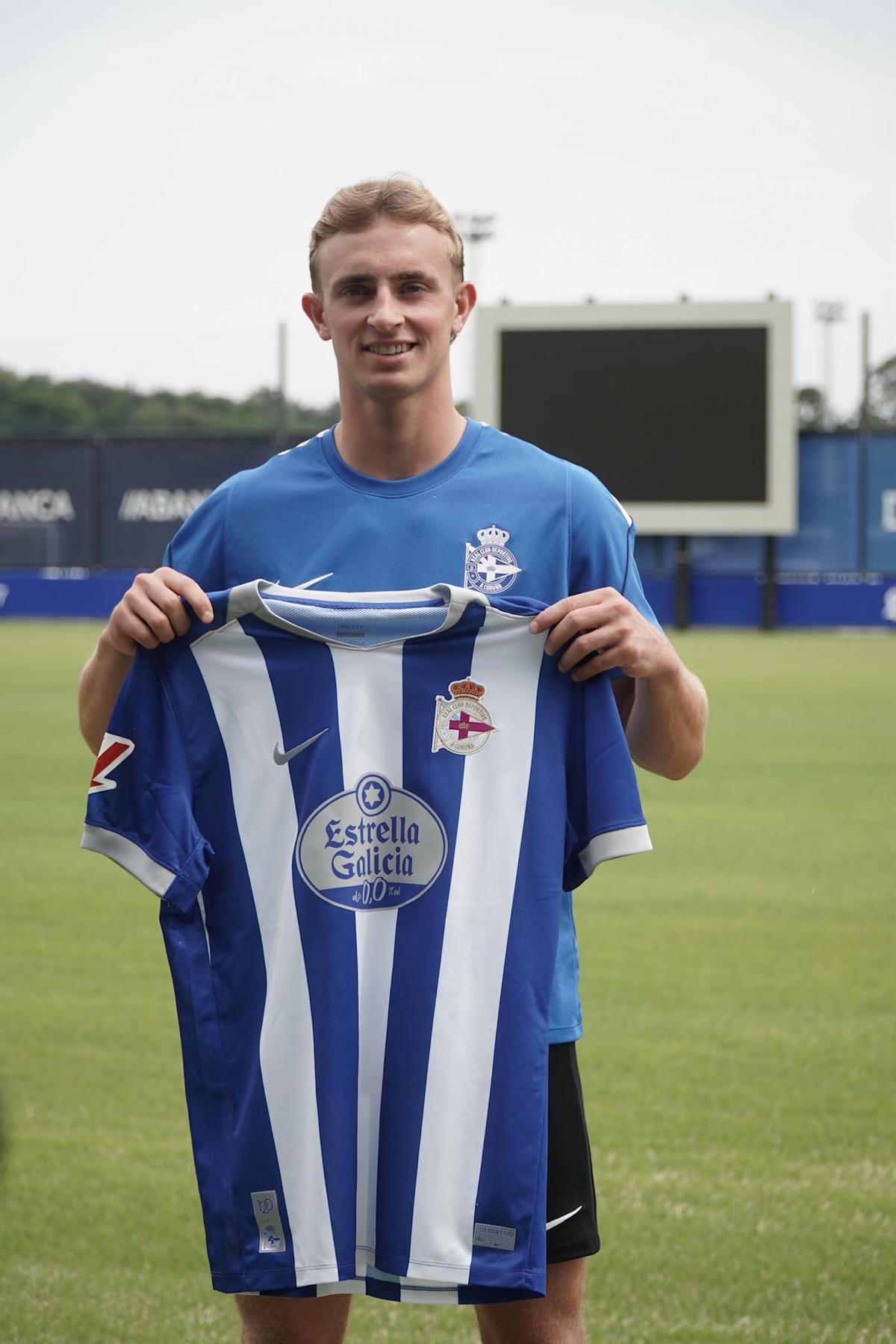 Presentación de Teun Gijselhart como nuevo jugador del Deportivo