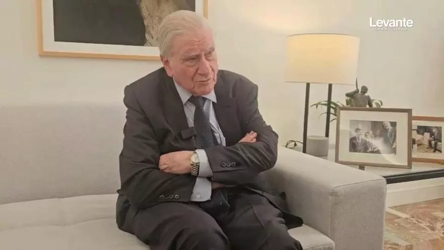El prestigioso cardiólogo Valentín Fuster reivindica la prevención en Gandia: "Dejé de investigar hace 20 años la enfermedad y ahora investigo la salud"