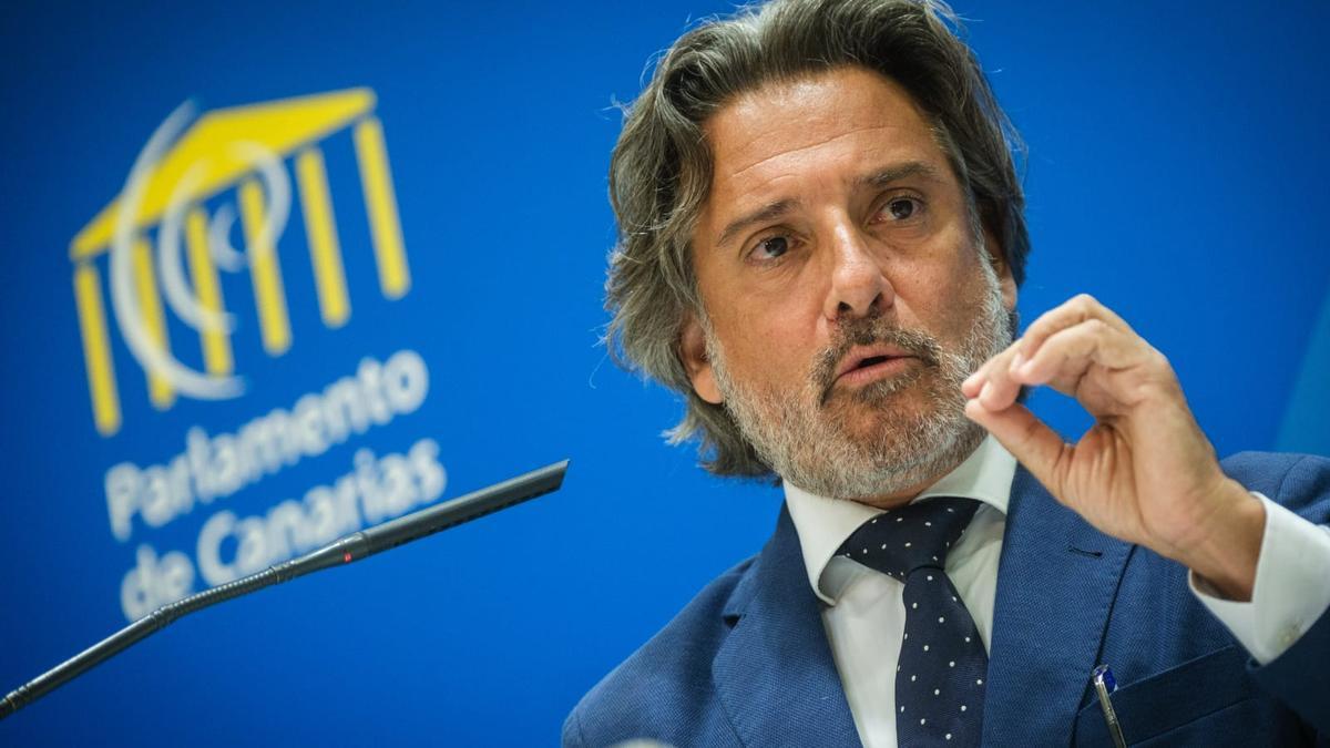 El vicepresidente Gustavo Matos en rueda de prensa