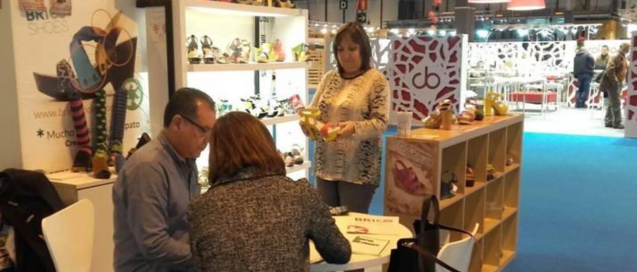 Una firma de calzado de la provincia ayer en la feria de Madrid.