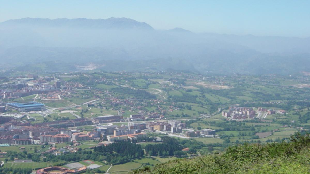 Vista de Oviedo desde el Naranco.