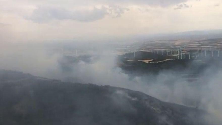 Vista aérea del incendio forestal en Sigüés