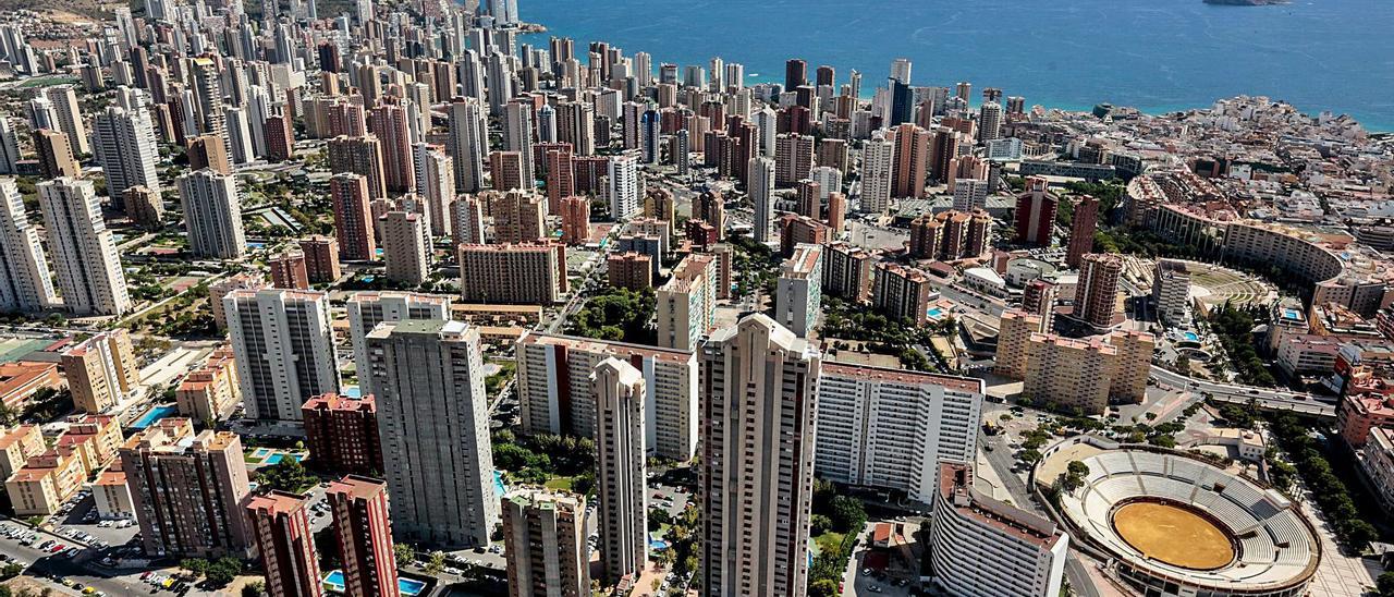 Vista aérea de las calles del barrio de Els Tolls de Benidorm, en una imagen de archivo. | DAVID REVENGA