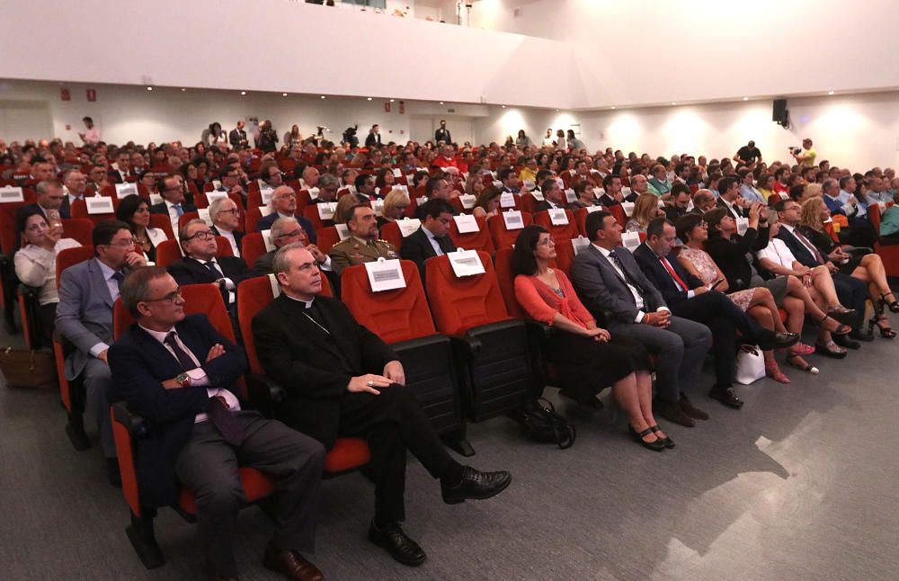 El rector de la Universidad de Málaga (UMA), José Ángel Narváez, defiende el valor de la universidad pública en la apertura del curso académico.