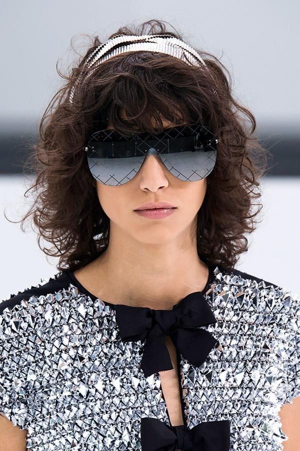Vuelven las curvas: Chanel SS16