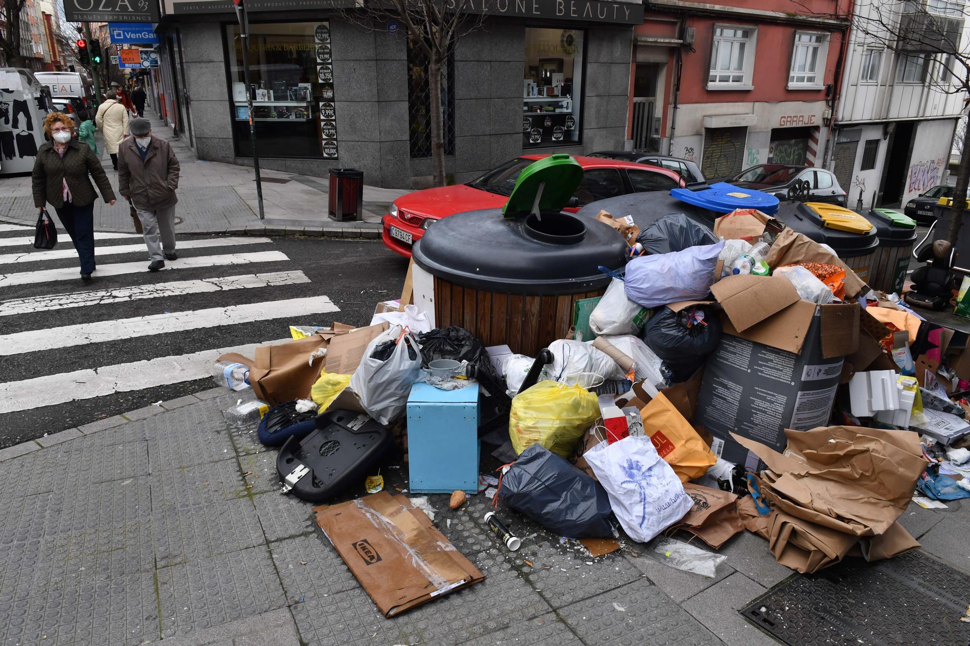 Primer día sin sabotajes tras una semana con problemas para la recogida de basuras en A Coruña