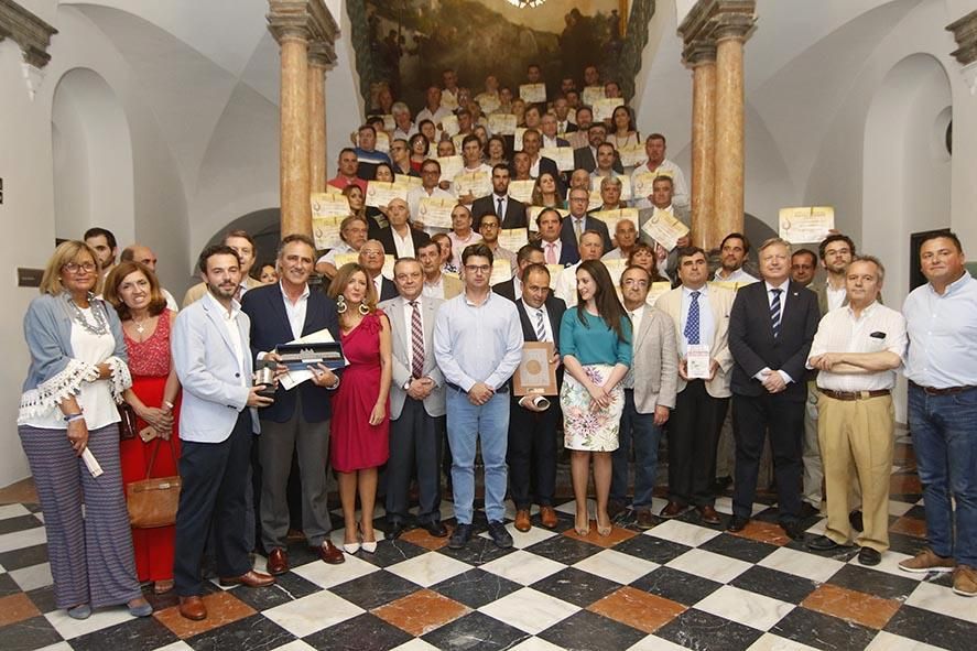 Los ganadores de los premios Mezquita a los mejores vinos de España.