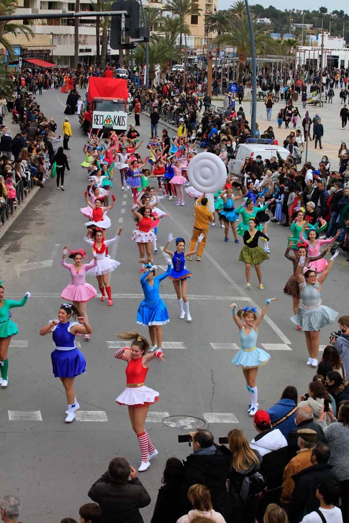 Galería: todas las imágenes de la rúa del carnaval de Ibiza