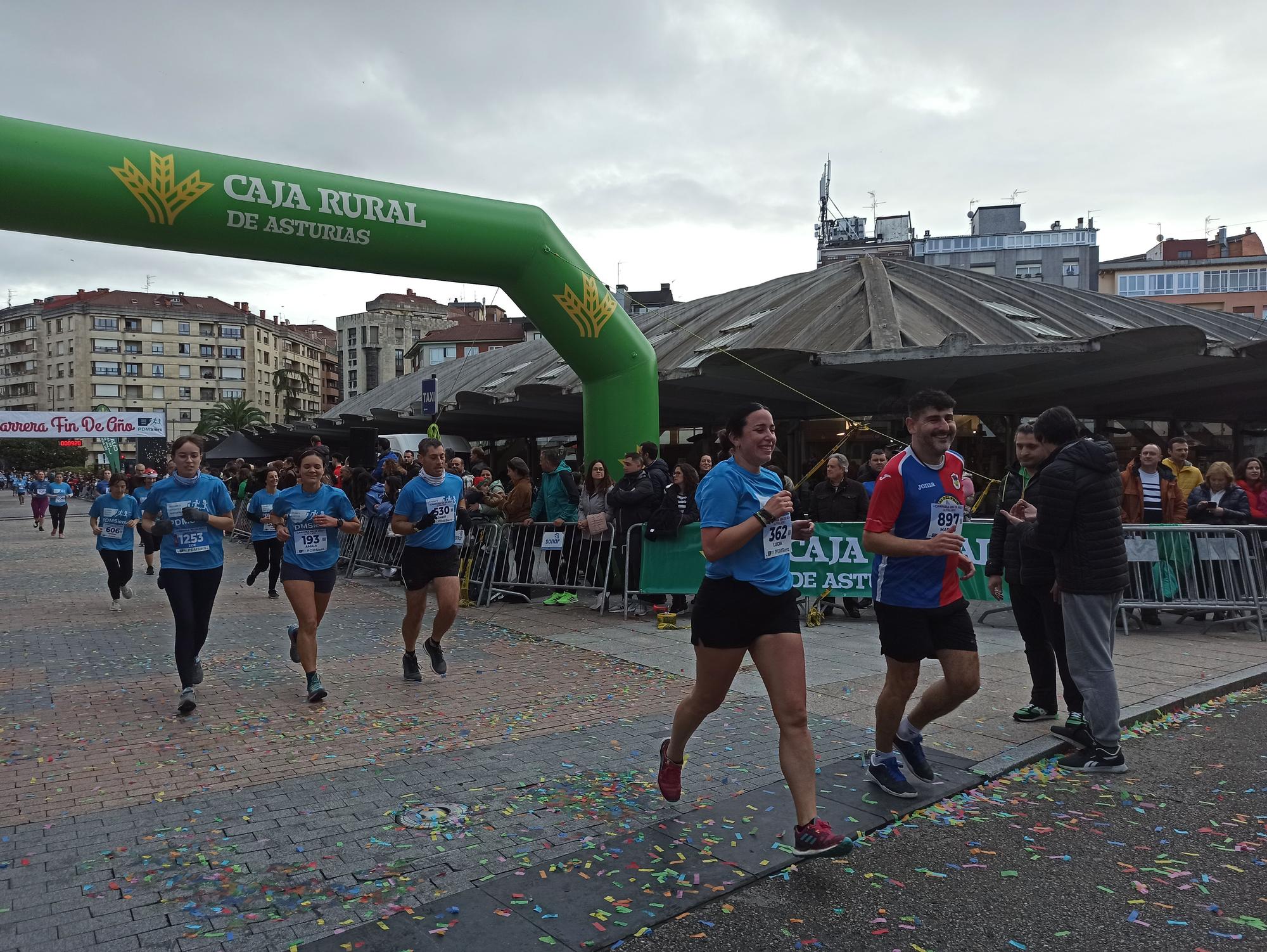 Casi 1.500 participantes disputan la carrera de Fin de Año de Pola de Siero