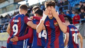 Pau Víctor celebra con el gesto habitual el definitivo 0-2