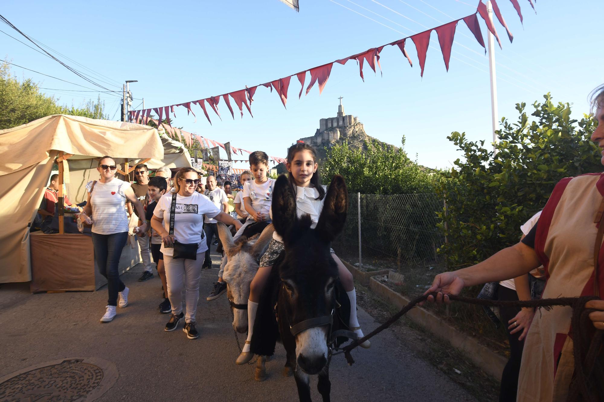 El mercadillo medieval de Guadalupe, en imágenes