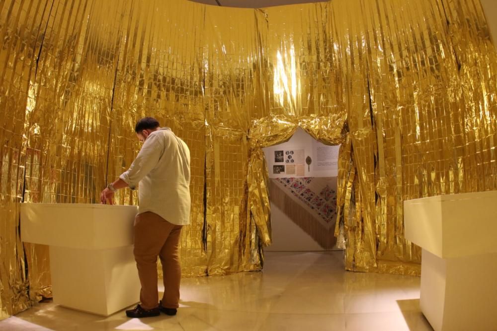 Inauguración de una exposición sobre Imperio Argentina en el Palacio del Obispo.