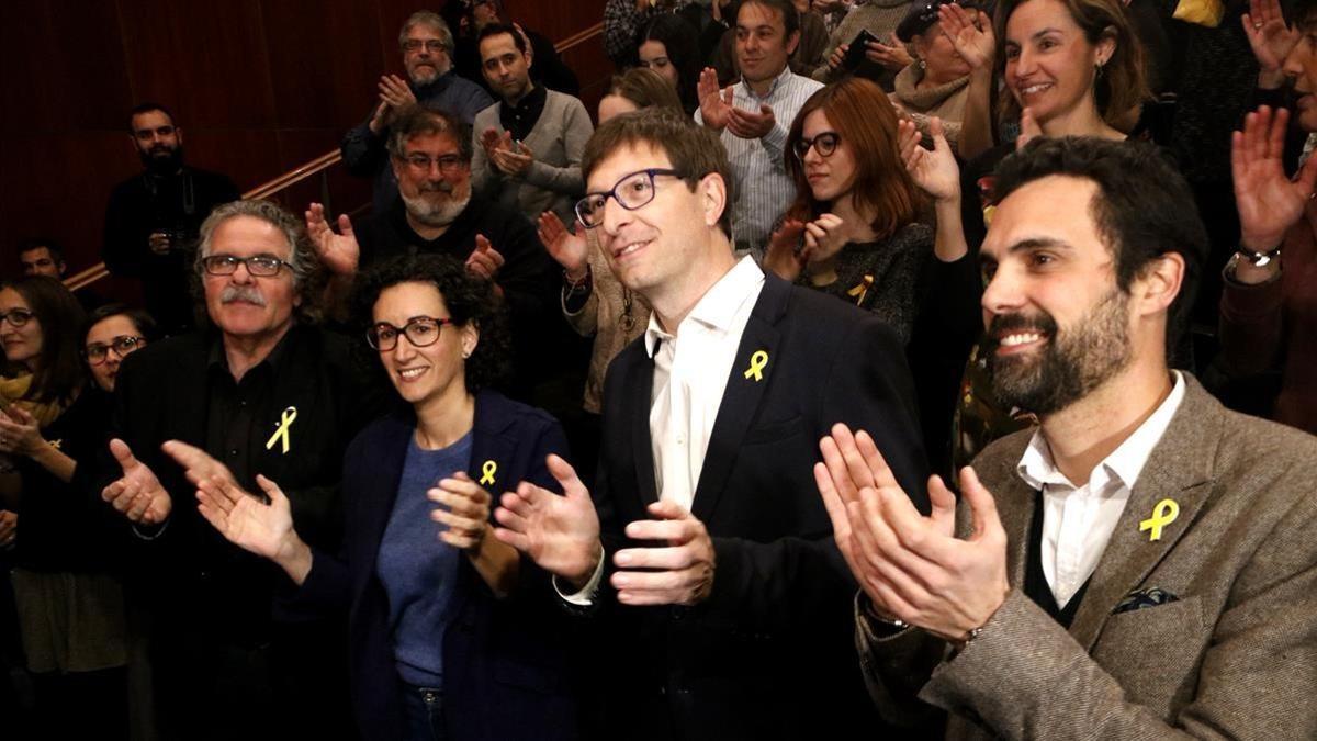 Marta Rovira, Roger Torrent, Carles Mundó y Joan Tardà, en Blanes.