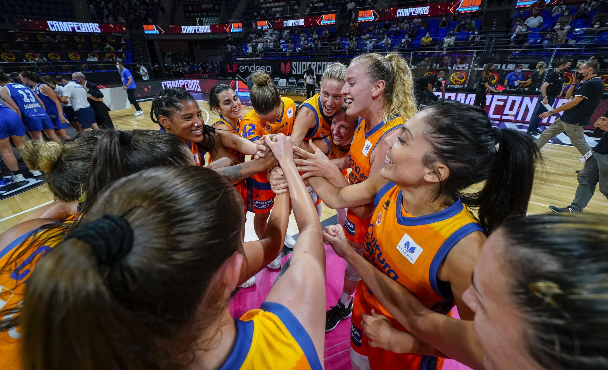 Final Supercopa LF Endesa Valencia Basket - Perfumerías Avenida