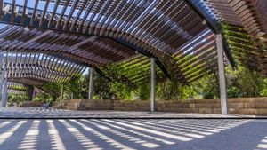 BCN aspira a triplicar la producció solar municipal al final del mandat