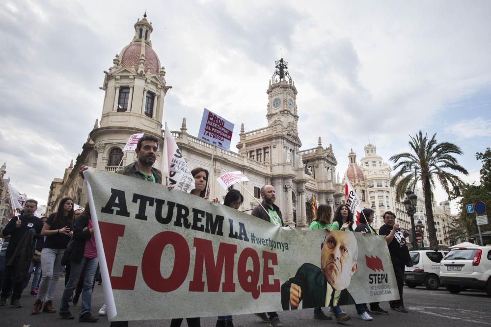 Manifestación en València en defensa de la Educación Pública