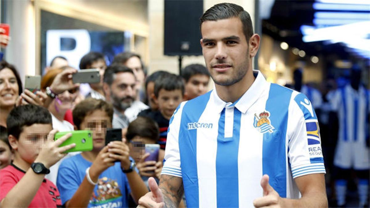 Así fue la presentación deTheo Hernández como nuevo jugador de la Real Sociedad