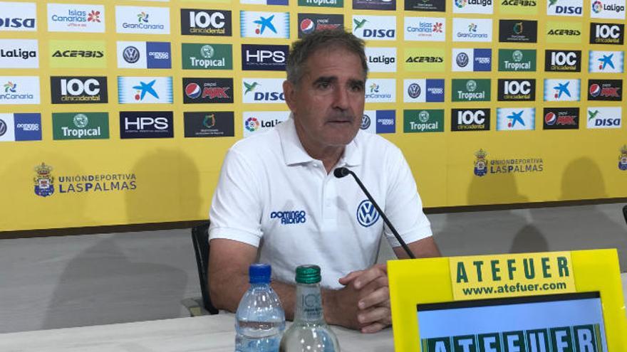 Paco Herrera, técnico de la UD, este mediodía en la sala de prensa del Gran Canaria.