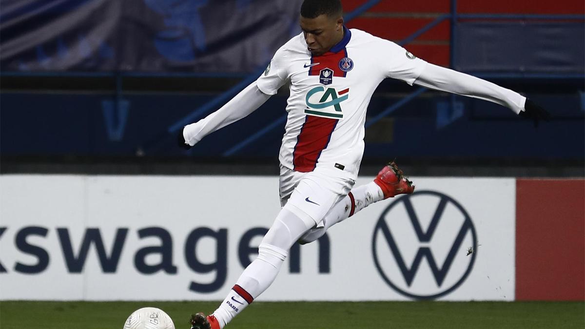 Kylian Mbappé, durante un encuentro con el PSG