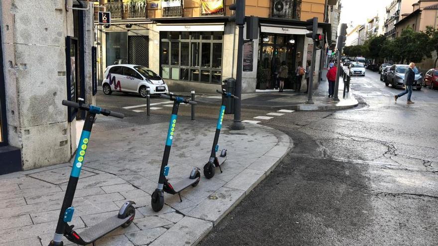 La Policía Local retira patinetes eléctricos compartidos de la calle