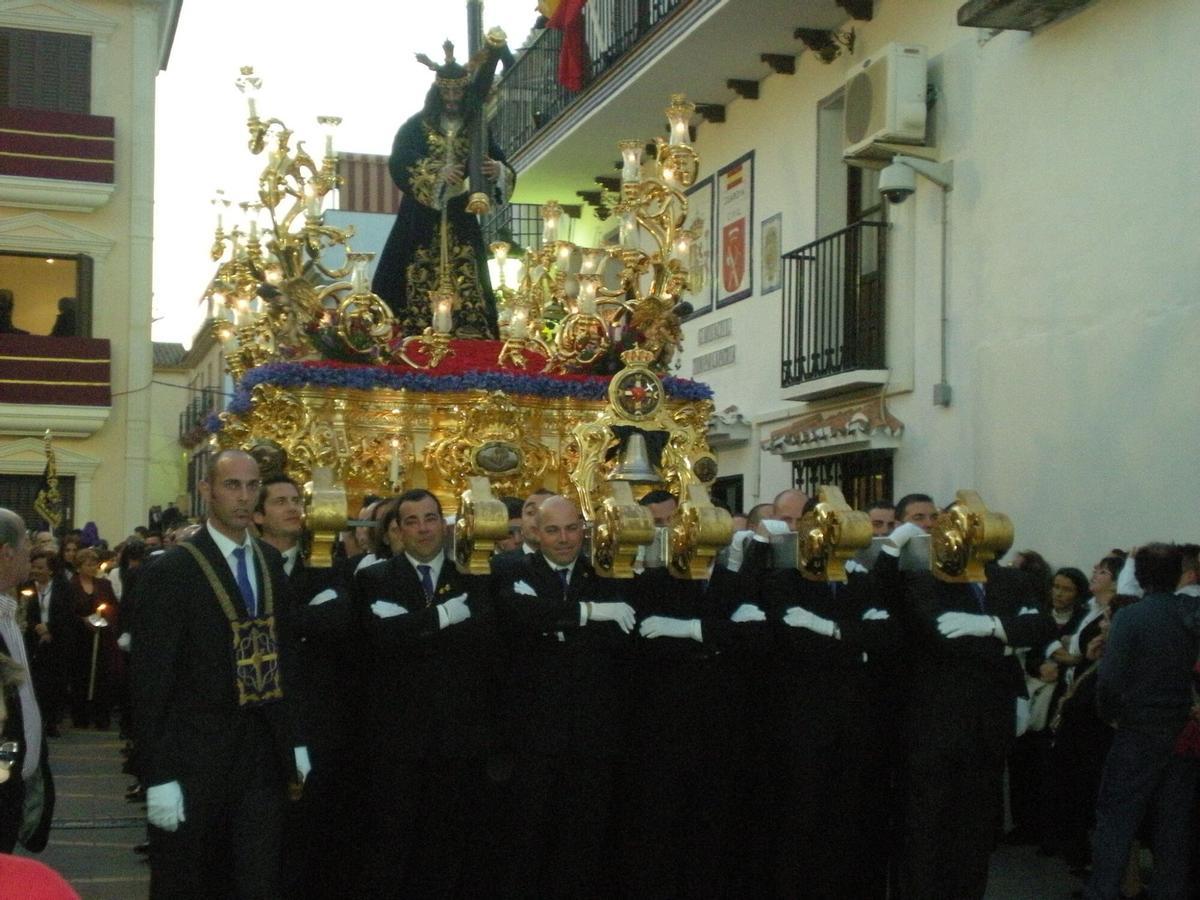 Religión. Tradiciones. Semana Santa Alhaurín de la Torre. Cofradías. Los Moraos. Procesiones