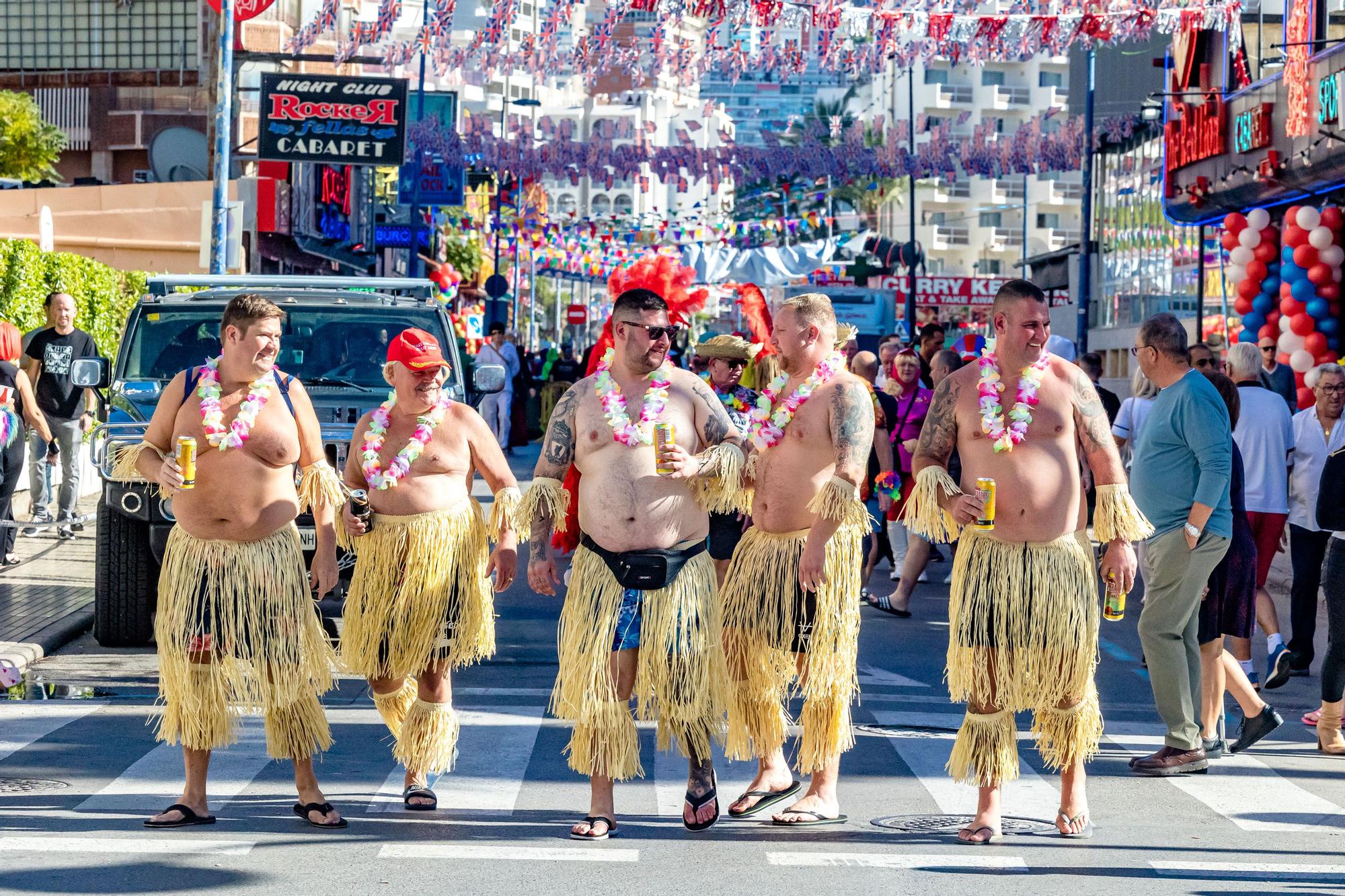 La "Fancy Dress" llena de disfraces Benidorm